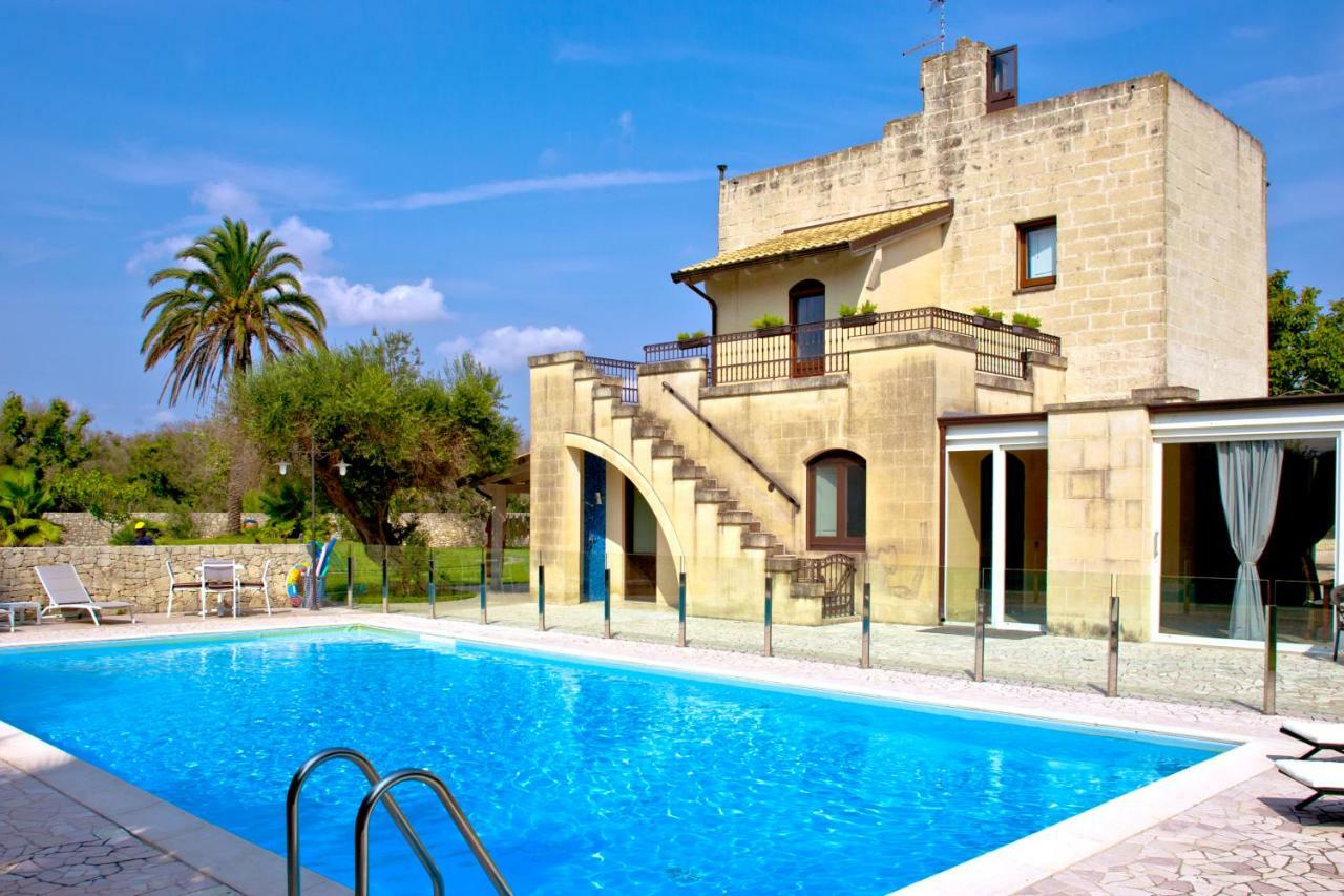 Villa Panagias Tis Loreto Zollino Exterior photo